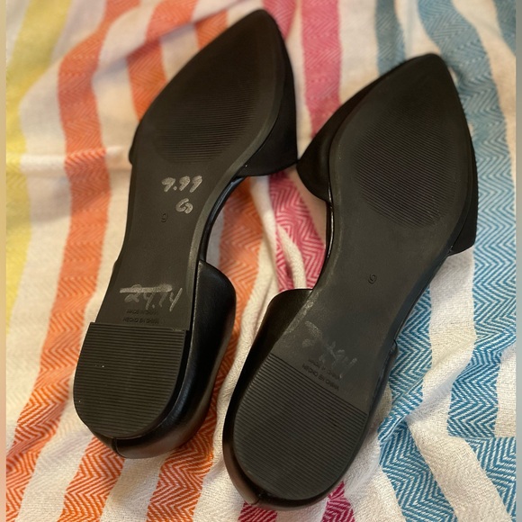 Black formal flats - Picture 4 of 4